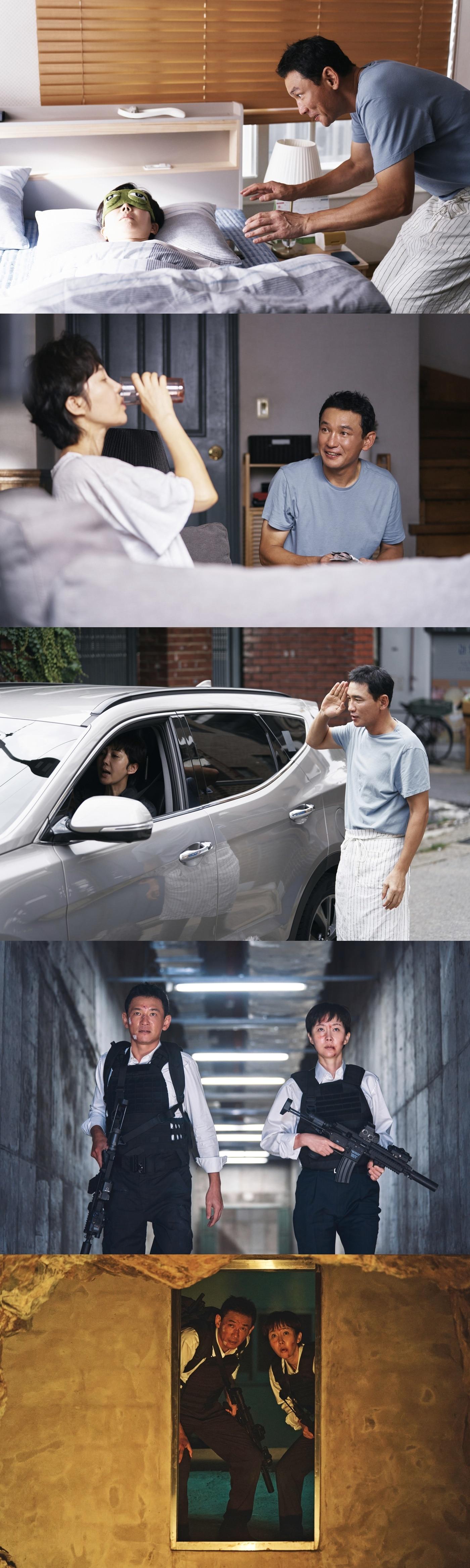 본문 이미지 - &#39;크로스&#39; 보도스틸