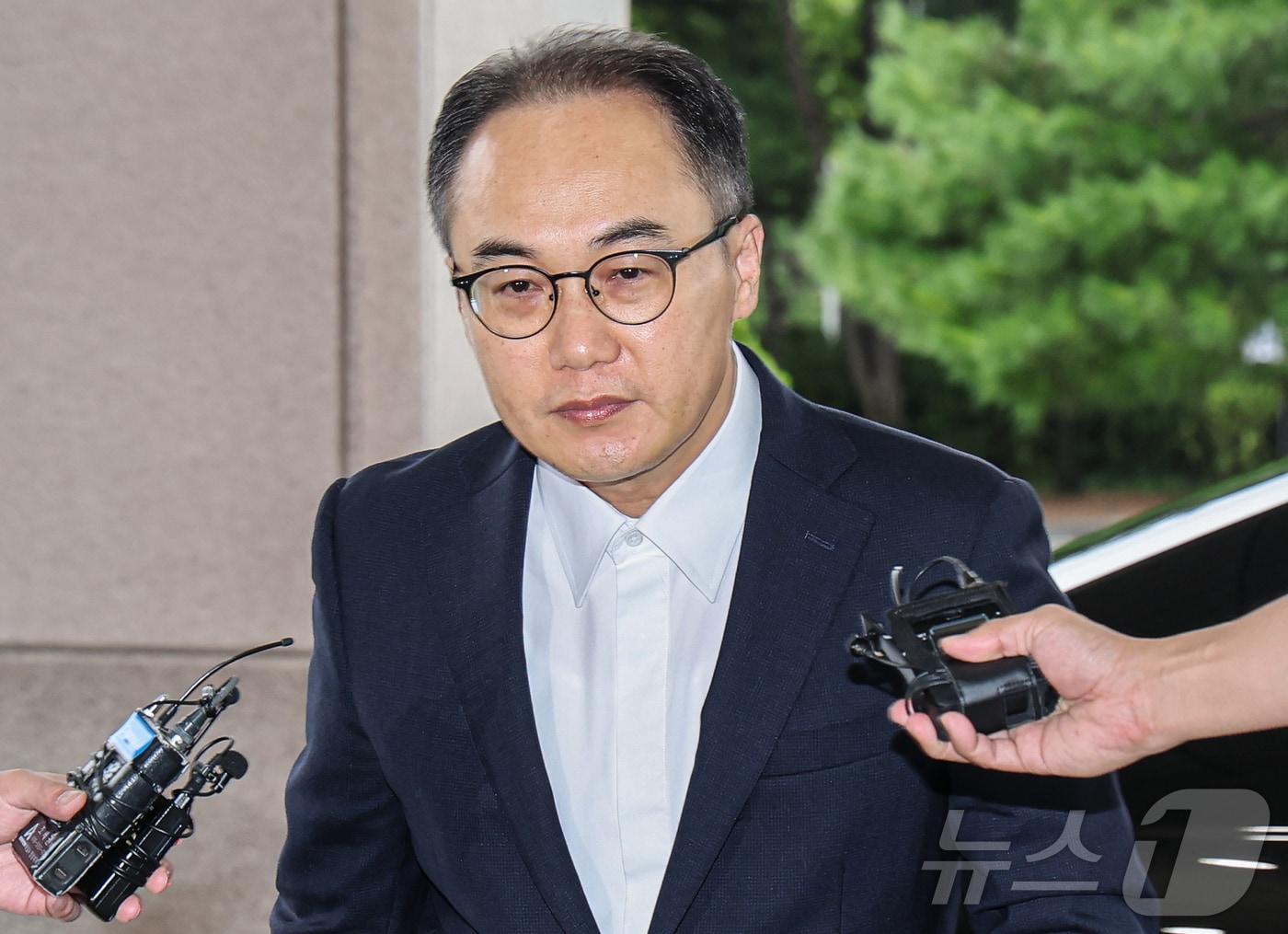 본문 이미지 - 이원석 검찰총장이 23일 오전 서울 서초구 대검찰청으로 출근하며 취재진의 질문을 받고 있다. 2024.7.23/뉴스1 ⓒ News1 김도우 기자