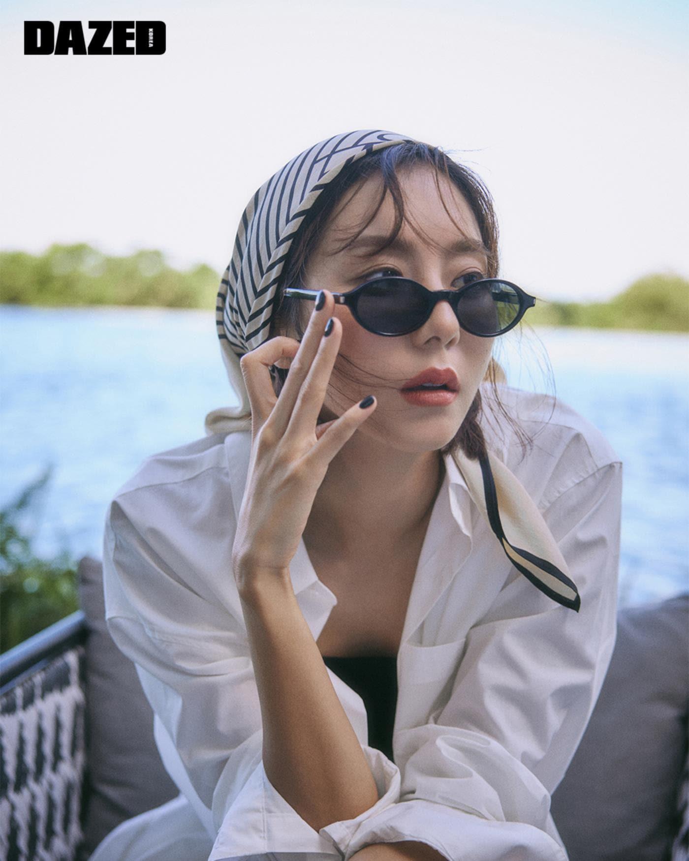 본문 이미지 - 유이/사진=데이즈드