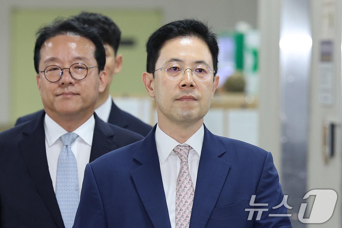 '고발 사주' 의혹으로 기소된 손준성 대구고등검찰청 차장검사(검사장)가 24일 오후 서울 서초구 서울고등법원에서 열린 2심 공판에 출석하고 있다. 2024.7.24/뉴스1 ⓒ News1 신웅수 기자