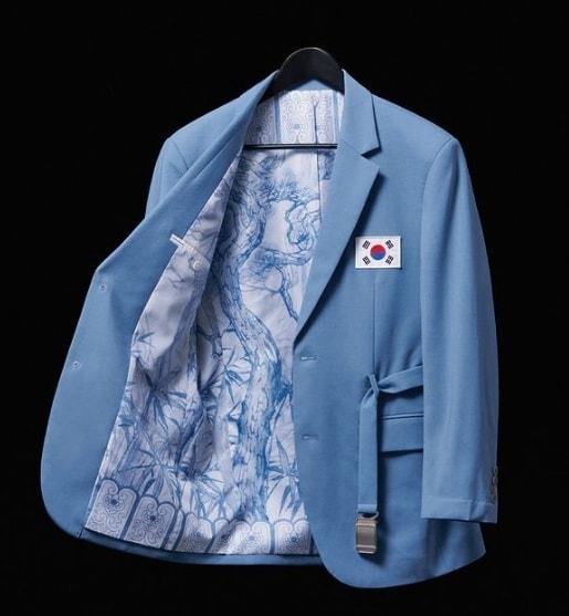 본문 이미지 - 무신사 스탠다드 인스타그램 캡처