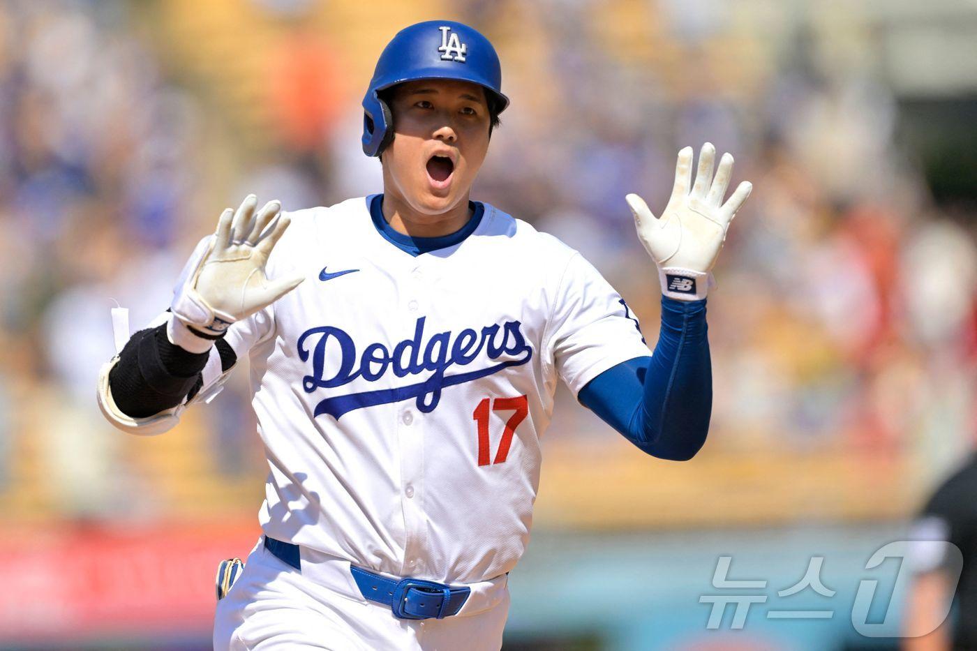 LA 다저스 오타니 쇼헤이가 10일 피츠버그 파이리츠와의 경기에서 시즌 35호포를 쏘아올렸다. ⓒ AFP=뉴스1