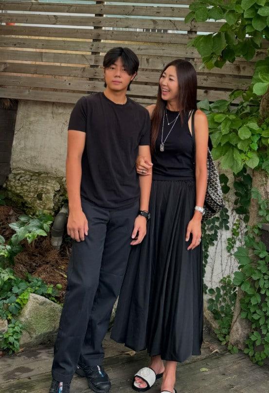 본문 이미지 - 윤라익 전미라