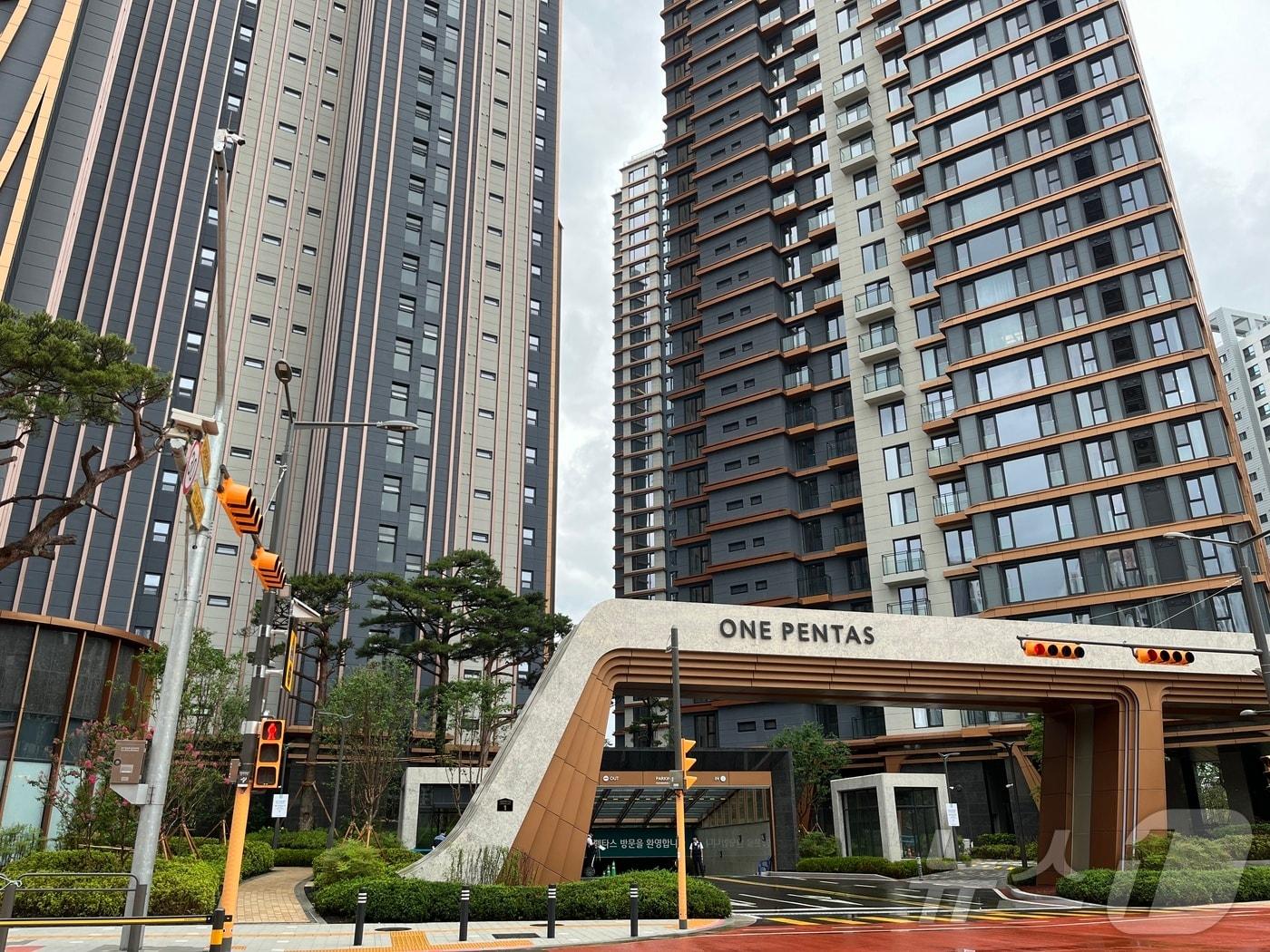 본문 이미지 - '래미안 원펜타스' 전경. ⓒ 유수연 기자