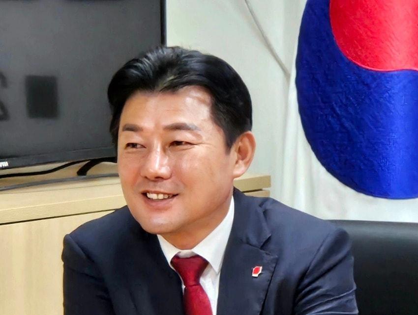 본문 이미지 - 이준배 국민의힘 세종시당위원장. (이 위원장 페이북 사진 캡처) / 뉴스1