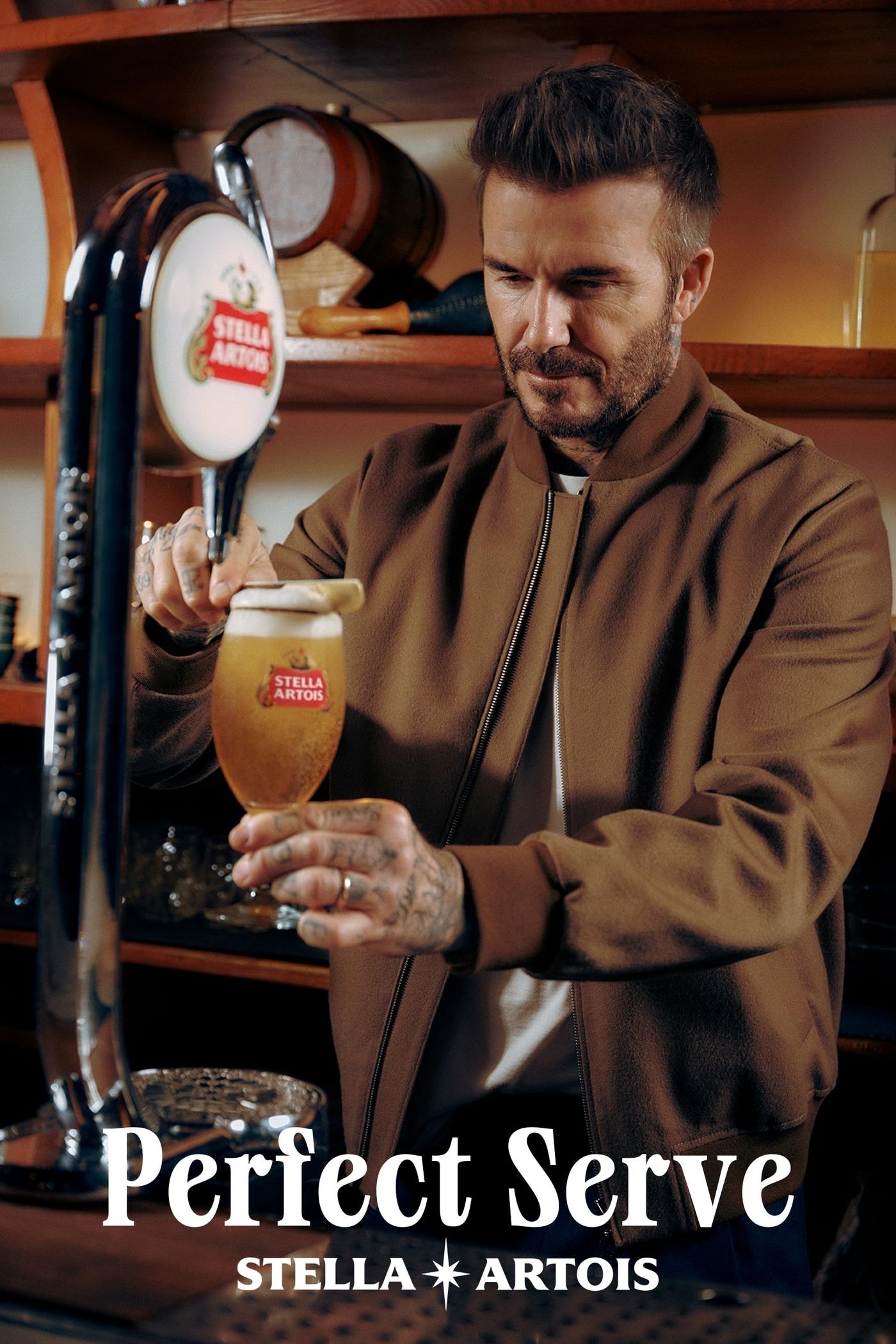 본문 이미지 - 스텔라 아르투아(Stella Artois)는 소비자에게 최상의 생맥주 맛을 선사하기 위해 생맥주 품질관리 교육 프로그램 '퍼펙트 서브'(Perfect Serve)를 실시했다.(스텔라아르투아제공)