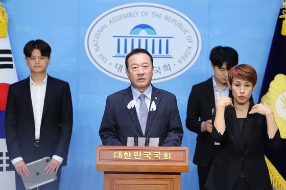 본문 이미지 - 엄태영 의원. ⓒ News1 신웅수 기자