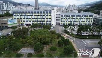 본문 이미지 - 밀양시청 전경.(밀양시 제공)