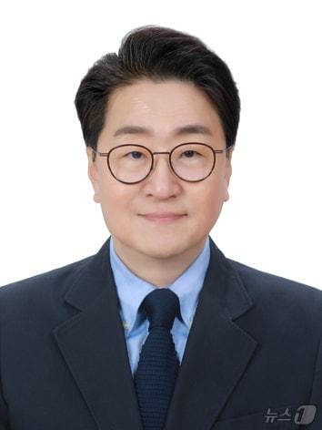 본문 이미지 - 김원섭 16대 충북대학교병원장. /뉴스1