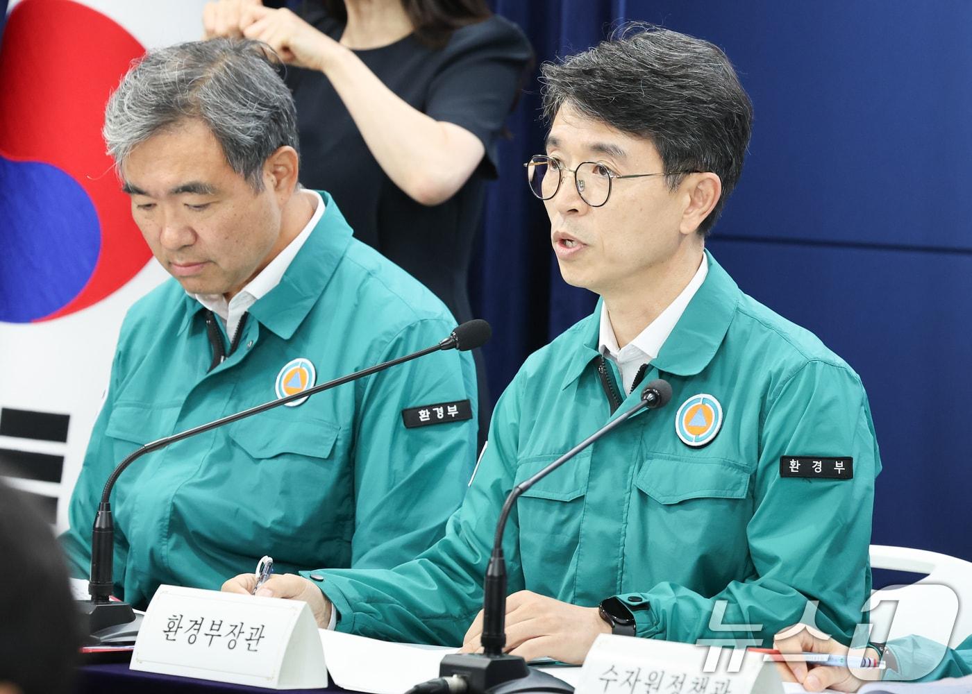 본문 이미지 - 김완섭 환경부장관이 30일 서울 종로구 정부서울청사에서 기후대응댐 후보지(안) 14곳을 발표하고 있다. 2024.7.30/뉴스1 ⓒ News1 허경 기자