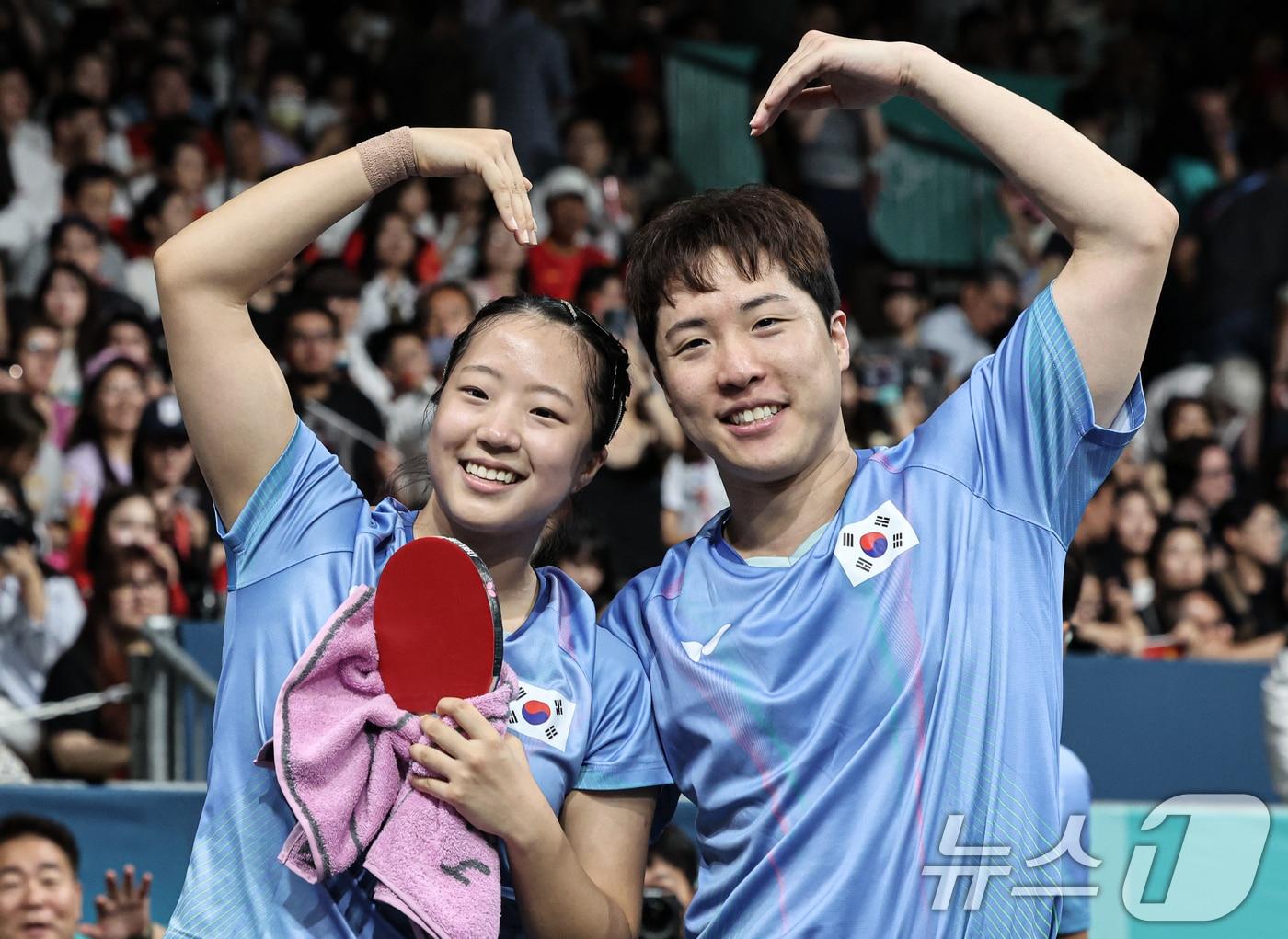 본문 이미지 - 대한민국 탁구 대표팀 신유빈, 임종훈2024.7.30 ⓒ 뉴스1 이동해 기자