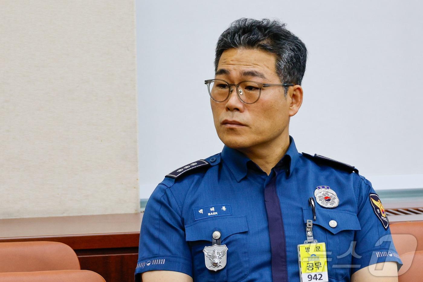 백해룡 전 서울 영등포경찰서 형사과장이 지난달 29일 오후 서울 여의도 국회 행정안전위원회에서 열린 조지호 경찰청장 후보자 인사청문회에 출석하고 있다. /뉴스1 ⓒ News1 안은나 기자