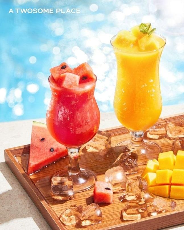 본문 이미지 - 수박 주스, 애플망고 주스.(투썸플레이스제공)