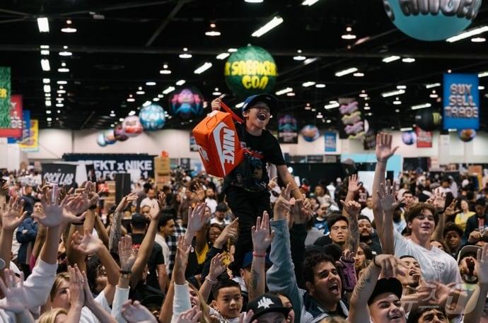 본문 이미지 - 스니커콘 페스티벌 모습. 어반컴플렉스 제공.