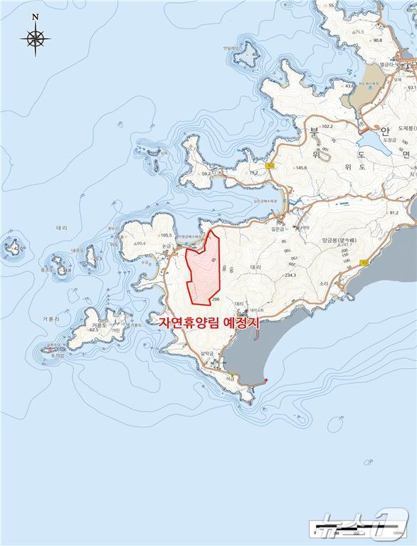 본문 이미지 -  부안군 위도 자연휴양림이 전국 최초로 섬과 산림을 테마로 한 자연휴양림으로 지정된다. 위도 자연휴양림 위치도(부안군 제공)2024.7.5/뉴스1