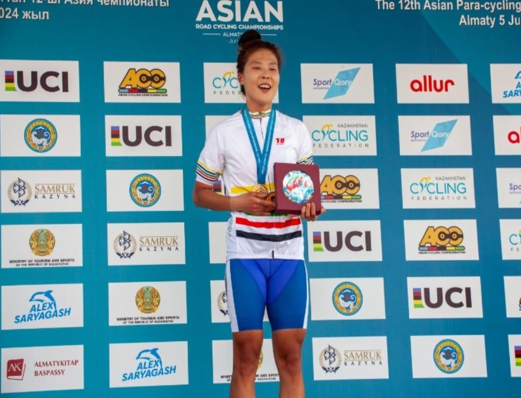 본문 이미지 - 송민지가 지난달 11일(현지시간) 카자흐스탄 알마티에서 열린 아시아 도로사이클선수권대회 여자 개인도로 경기에서 우승을 차지했다..(대한자전거연맹 제공)