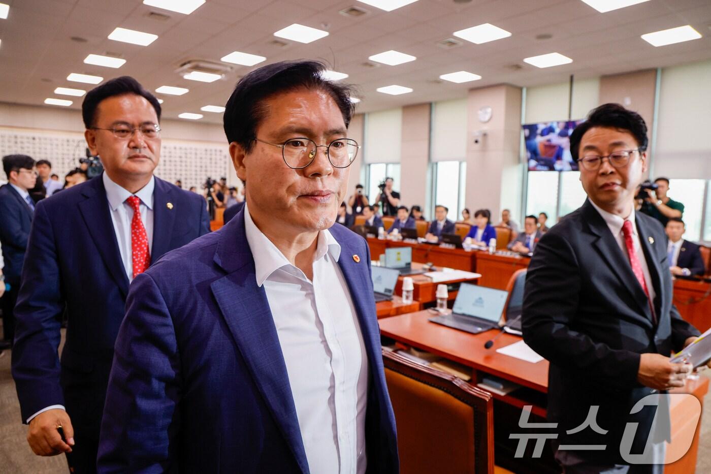 유상범(왼쪽부터), 송석준 곽규택 국민의힘 의원. 뉴스1 ⓒ News1 안은나 기자