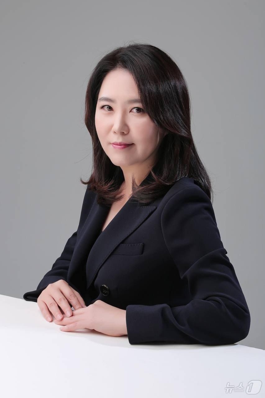 본문 이미지 - 강유정 더불어민주당 국회의원