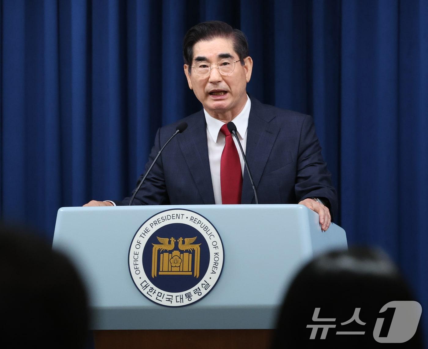 본문 이미지 - 김용현 국방부장관 후보자가 12일 서울 용산 대통령실청사 브리핑룸에서 열린 인사브리핑에서 지명 소감을 말하고 있다. 2024.8.12/뉴스1 ⓒ News1 송원영 기자