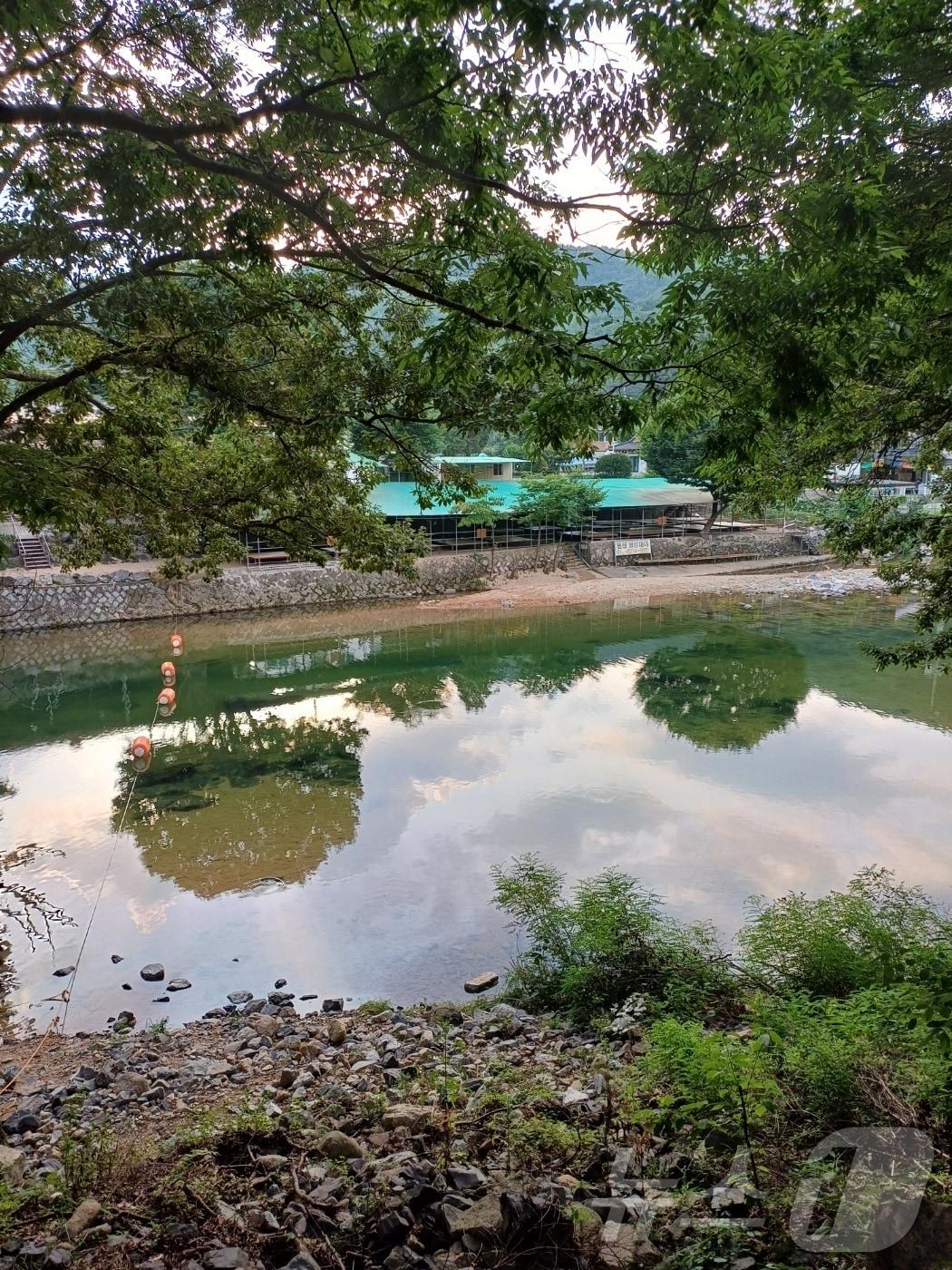 본문 이미지 - 괴산 사담계곡.(괴산소방서 제공)2024.8.12/뉴스1