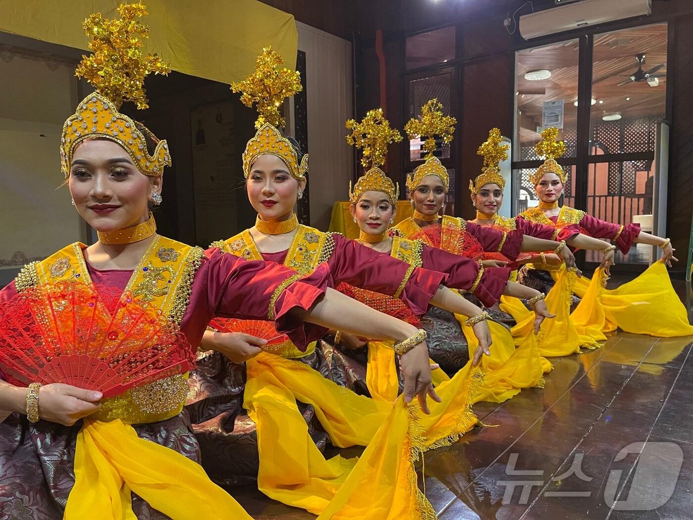 본문 이미지 - 말레이시아의 가믈란 댄스 (국립아시아문화전당 제공)/뉴스1 