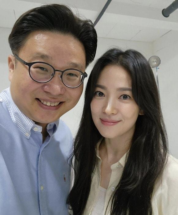 본문 이미지 - 서경덕 성신여대 교수, 배우 송혜교 / 서경덕 인스타그램