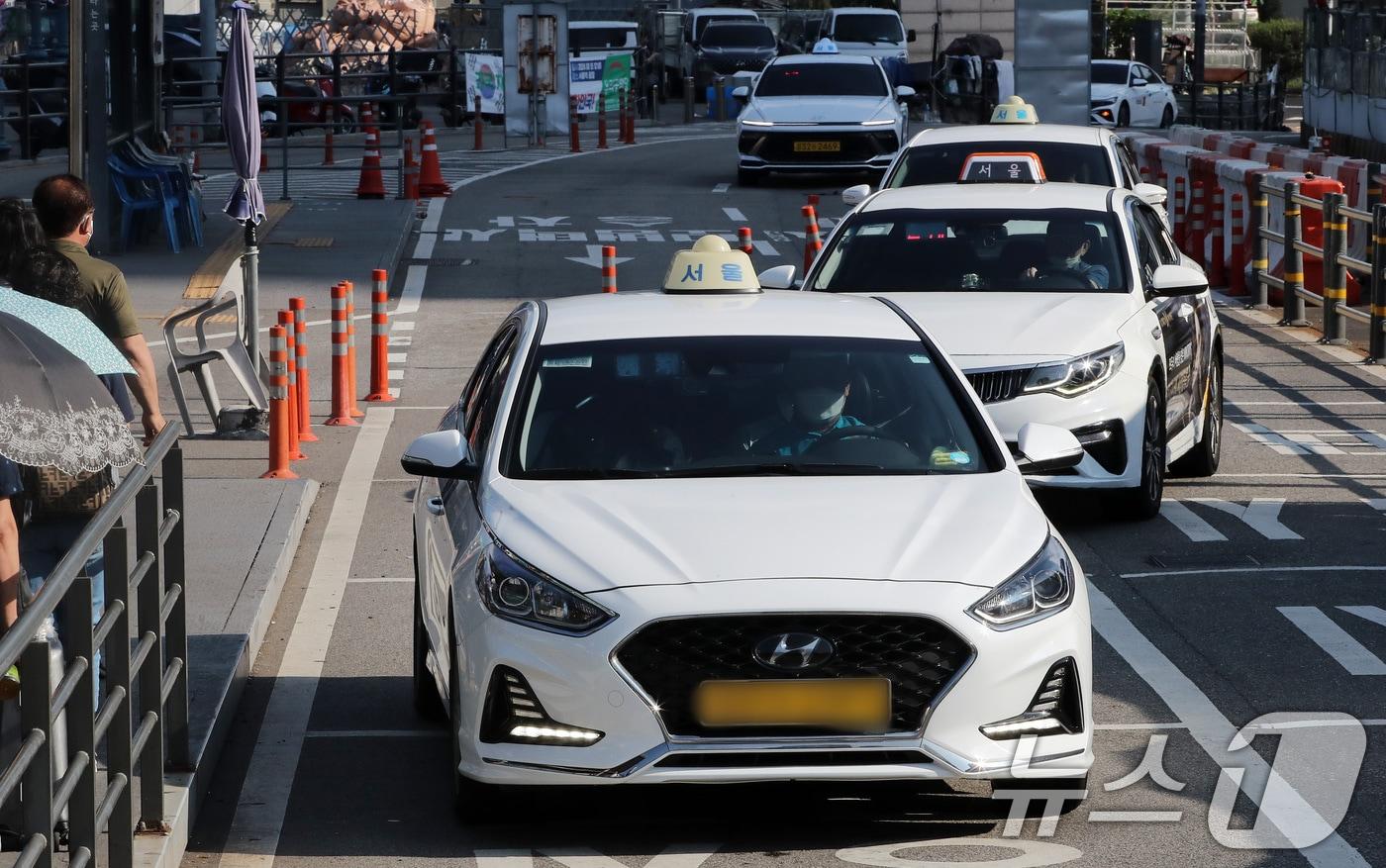 16일 충북 충주시는 도내 처음 콜택시에 자동결제 시스템을 도입했다고 밝혔다.(자료사진)/뉴스1 ⓒ News1 박세연 기자