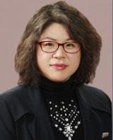 본문 이미지 - 대법원은 조희대 대법원장이 9월 퇴임하는 이은애 헌법재판관의 후임 재판관으로 김복형 서울고법 부장판사(56·사법연수원 24기)를 지명하기로 내정했다고 20일 밝혔다. (대법원 제공)