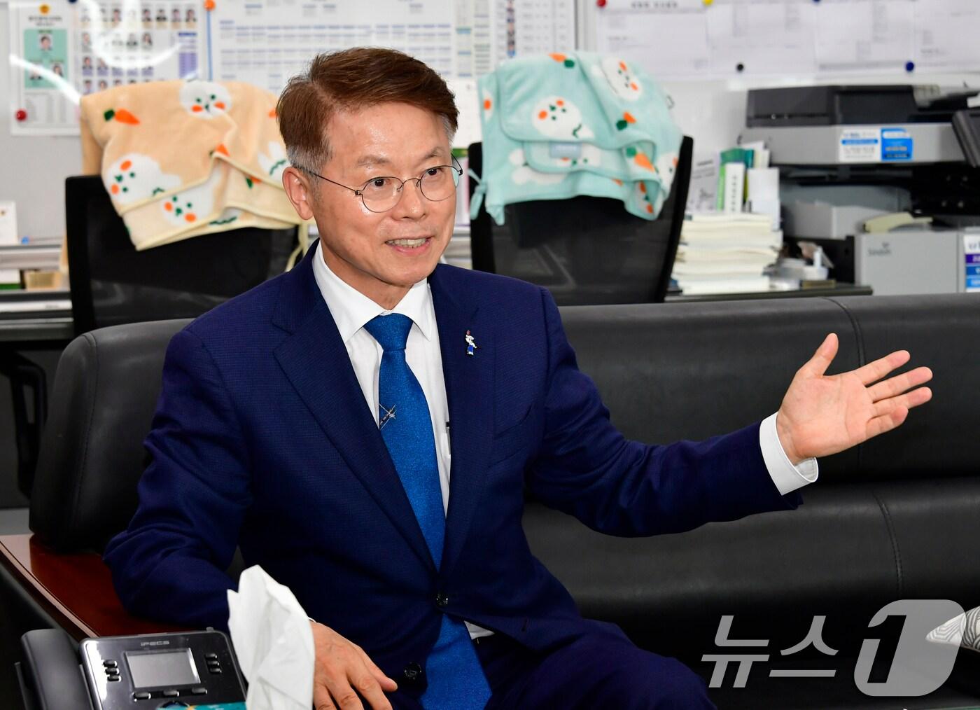 본문 이미지 - 민형배 더불어민주당 의원./뉴스1 ⓒ News1 박준배 기자