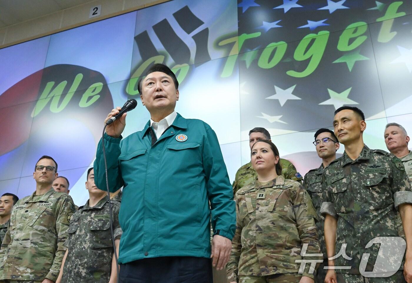 윤석열 대통령이 21일 경기 용인 육군 지상작전사령부를 방문, 한미 을지 자유의 방패(UFS·을지프리덤실드)에 참가 중인 한미 장병들을 격려하는 발언을 하고 있다. (대통령실 제공) 2024.8.21/뉴스1 ⓒ News1 송원영 기자