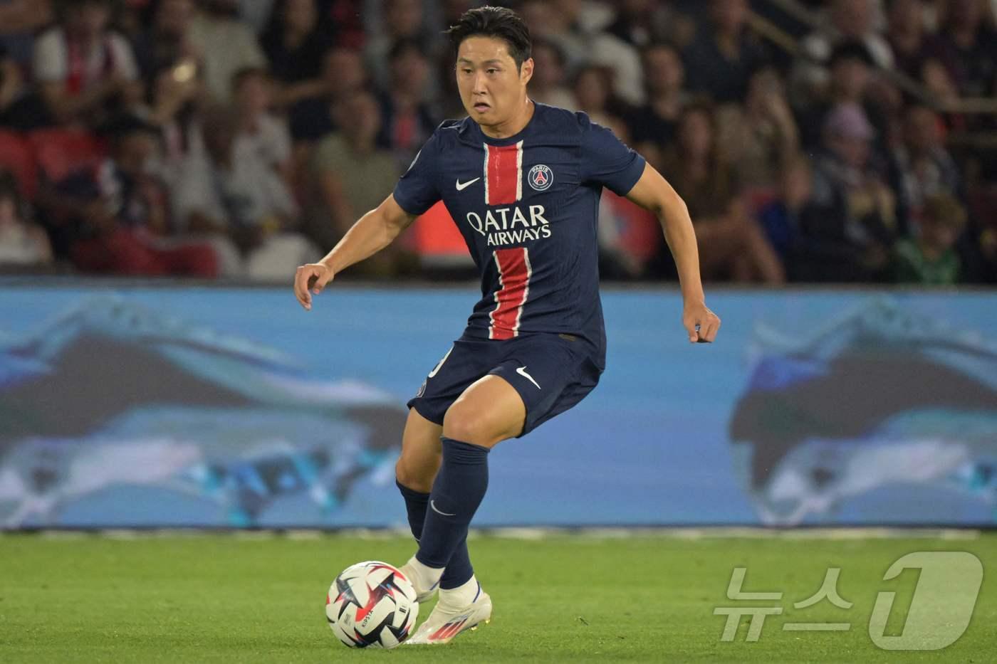PSG 이강인이 24일(한국시간) 열린 2024-25 프랑스 리그1 몽펠리에와 홈 경기에서 후반 37분 득점하며 개막 후 2경기 연속 골을 기록했다. ⓒ AFP=뉴스1