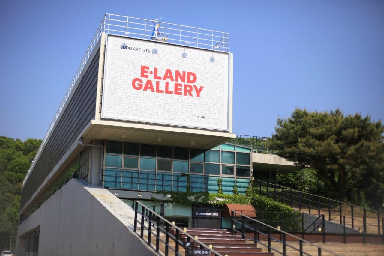 본문 이미지 - 이랜드문화재단은 파주 헤이리예술마을에 위치한 '이랜드갤러리 헤이리'에서 31일부터 10월 26일까지 '중국현대미술' 시리즈 전시와 연계 프로젝트를 선보인다.(이랜드문화재단제공)