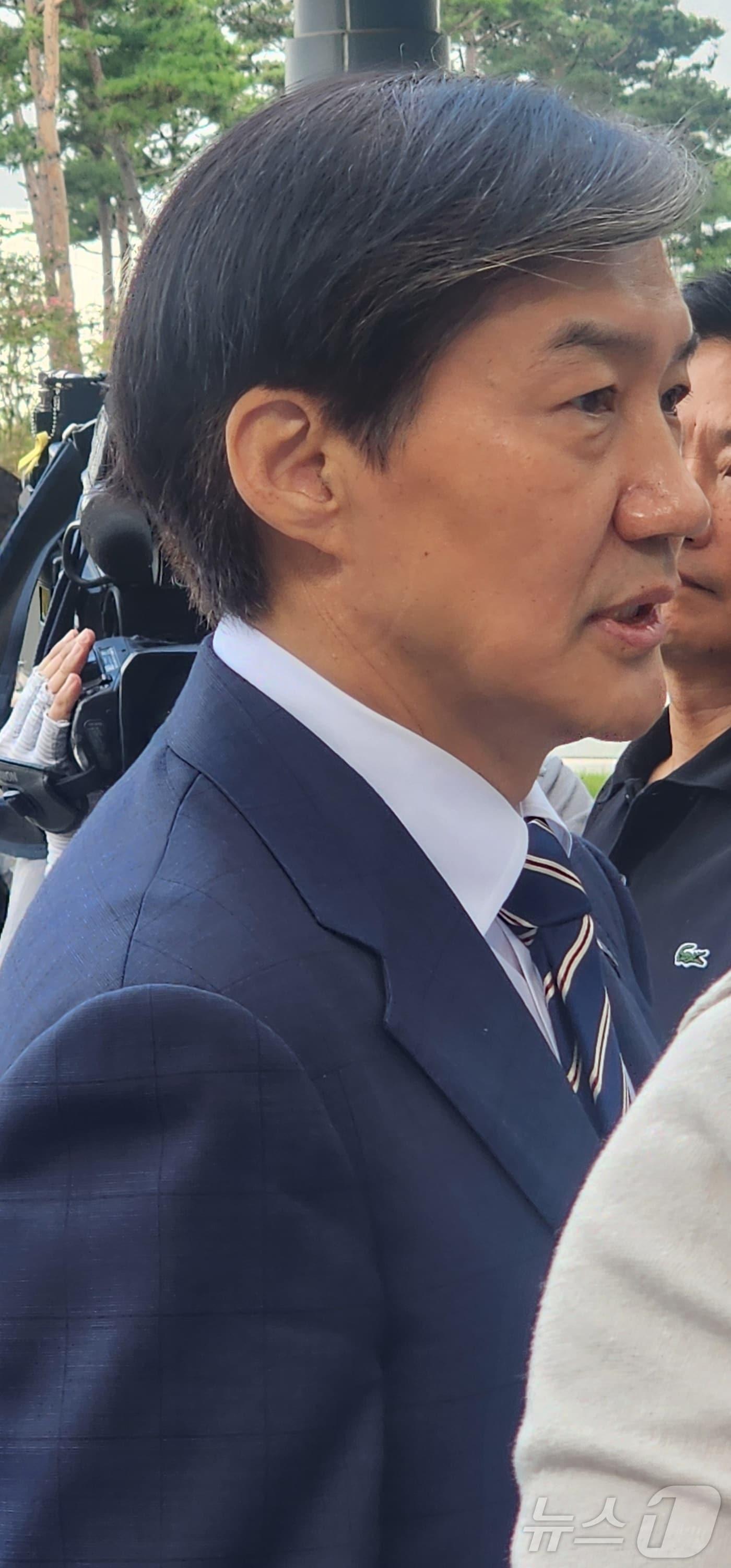 본문 이미지 - 조국혁신당 조국 대표가 31일 전북자치도 전주시 전주지검에서 참고인 신분으로 검찰 조사를 받기 위해 청사로 들어오고 있다. 2024.8.31/뉴스1 ⓒ News1 유경석 기자