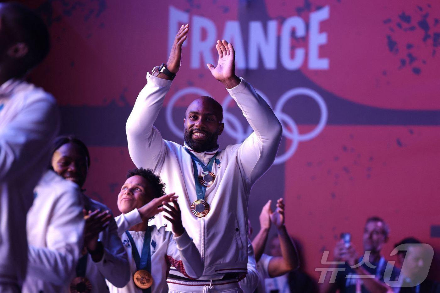 2024 파리 올림픽에서 2관왕에 오른 프랑스 유도 영웅 리네르. ⓒ AFP=뉴스1