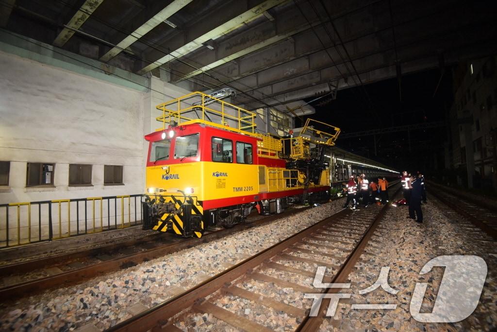 본문 이미지 - 사진은 구로역 사고 발생 장소. (구로소방서 제공) /뉴스1