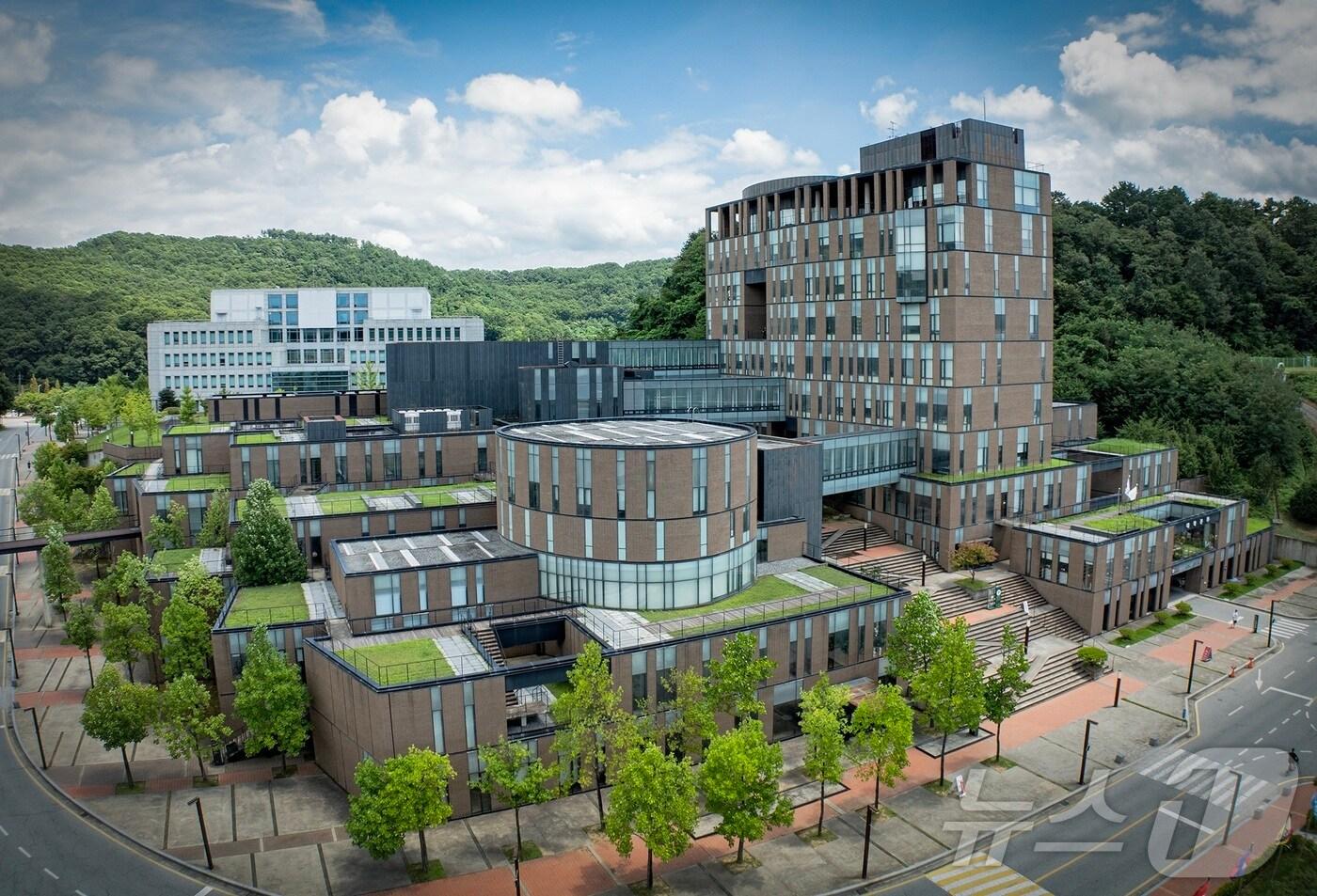 본문 이미지 - 대전대학교 30주년 기념관 전경 사진. /뉴스1 