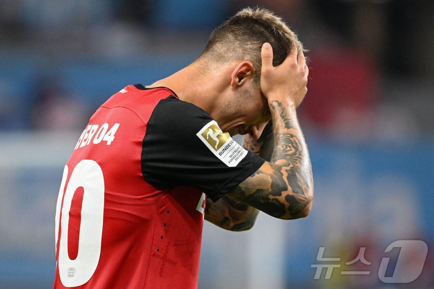 바이어 04 레버쿠젠이 1일(한국시간) 열린 2024-25 독일 분데스리가 2라운드 라이프치히와 홈 경기에서 2-3으로 졌다. ⓒ AFP=뉴스1