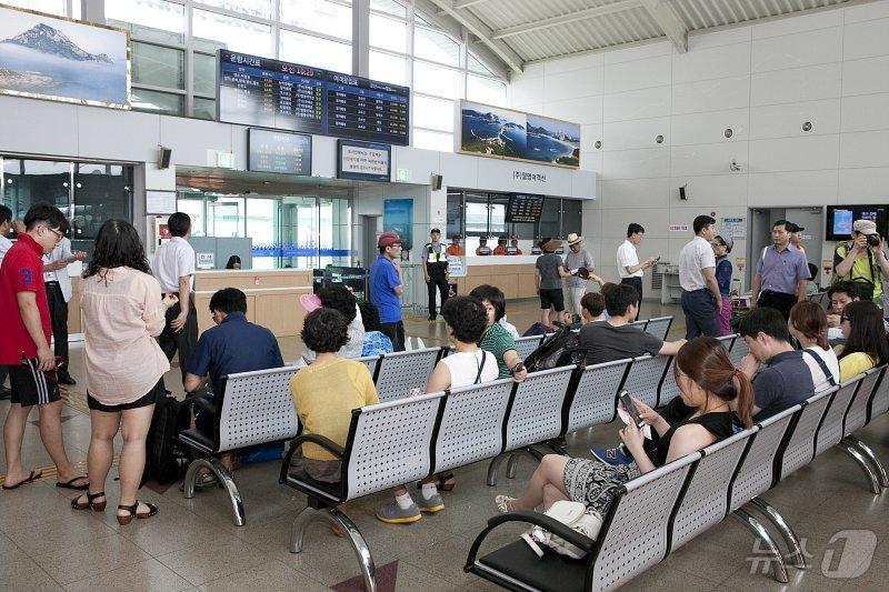 본문 이미지 - 군산연안여객터미널./뉴스1 DB