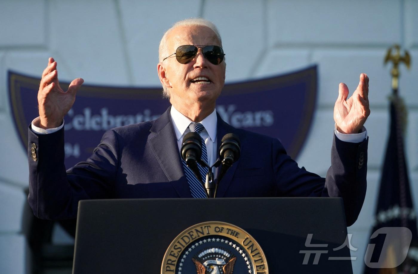 본문 이미지 - 12일(현지시간) 미국 워싱턴 백악관에서 열린 '여성 폭력 방지법' 제정 30주년 행사에서 조 바이든 미국 대통령이 연설을 하고 있다. 2024.09.12 ⓒ 로이터=뉴스1 ⓒ News1 김지완 기자