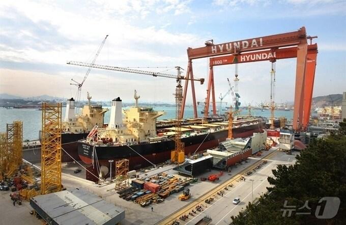 본문 이미지 - HD현대중공업 울산조선소 전경.(자료사진, HD현대중공업 제공)