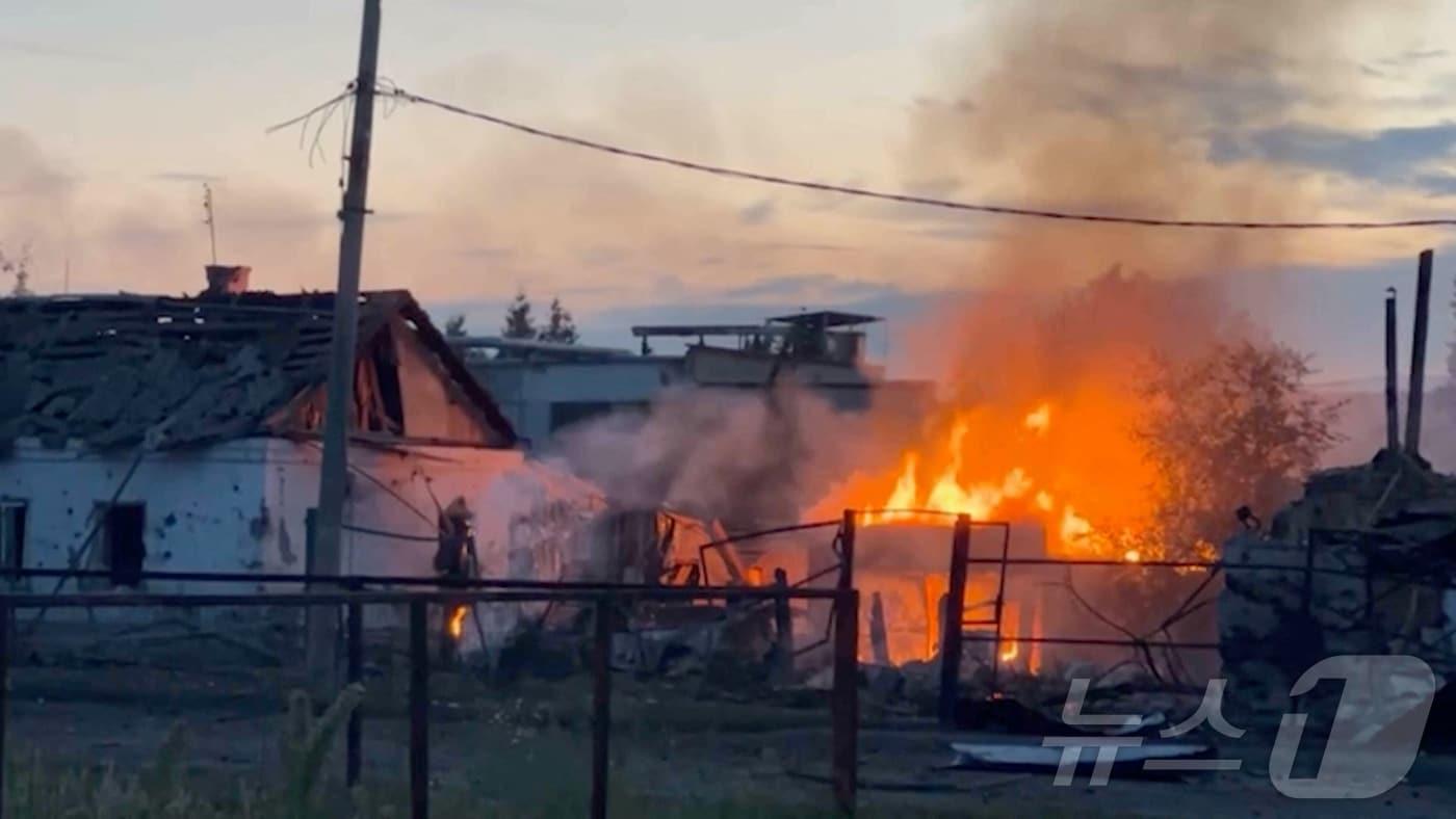 러시아 쿠르스크 지역의 수자에서 포탄 공격으로 인한 화재가 발생했다. (사진은 기사 내용과 무관함) / 뉴스1 ⓒ News1 ⓒ 로이터=뉴스1 ⓒ News1 이종덕 기자