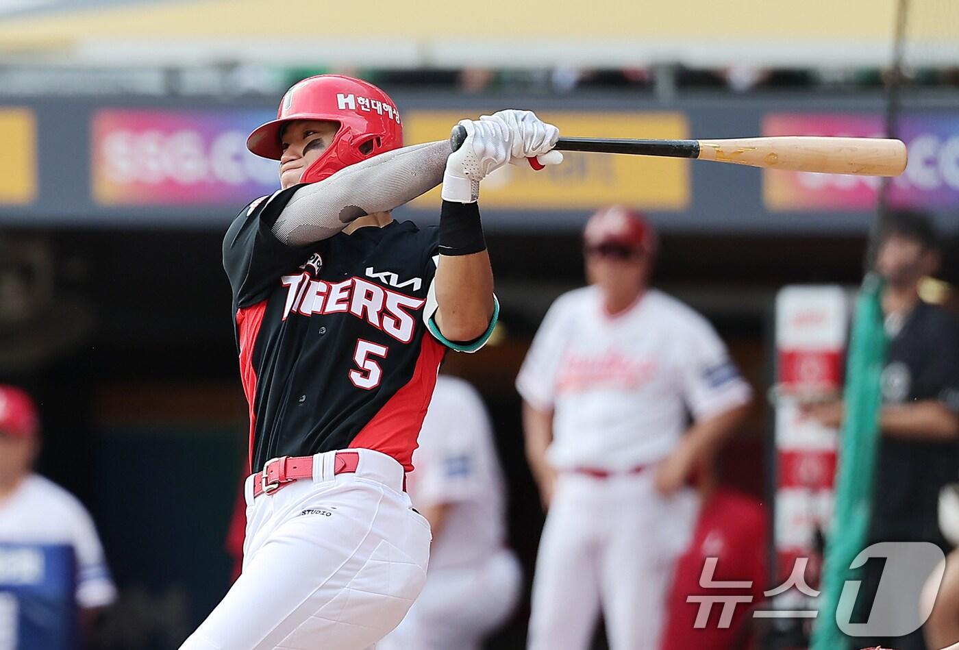 본문 이미지 - KIA 타이거즈 김도영이 단일 시즌 최다 득점 타이 기록을 달성했다. / 뉴스1 DB ⓒ News1 김진환 기자