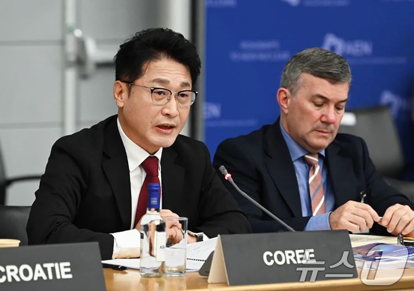 본문 이미지 - 이호현 기후에너지환경부 2차관이 프랑스 파리 OECD 컨퍼런스센터에서 열린 'OECD NEA 제2차 원자력 장관회의'에 참석해 발언하고 있다. (산업통상부 제공) 2024.9.19 ⓒ 뉴스1