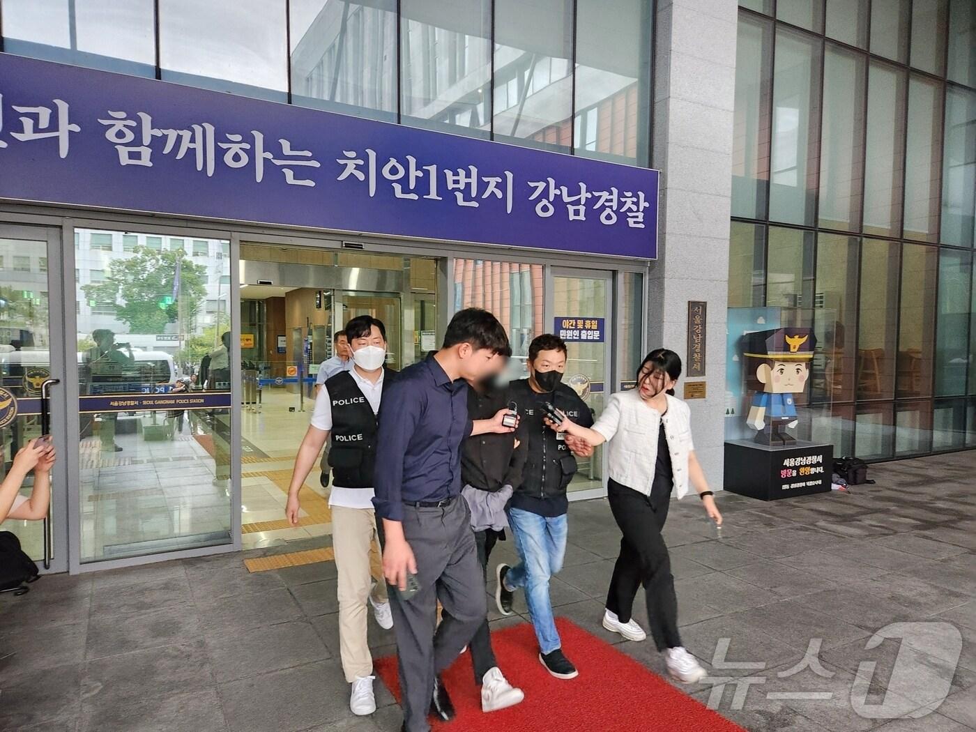 본문 이미지 - 서울 강남경찰서는 20일 인터넷 방송인 집단 마약 의혹에 연루된 유명 인터넷 방송인(BJ) 세야(본명 박대세·35)를 구속 송치했다. 2024.09.20/뉴스1 ⓒ 뉴스1 김민수 기자