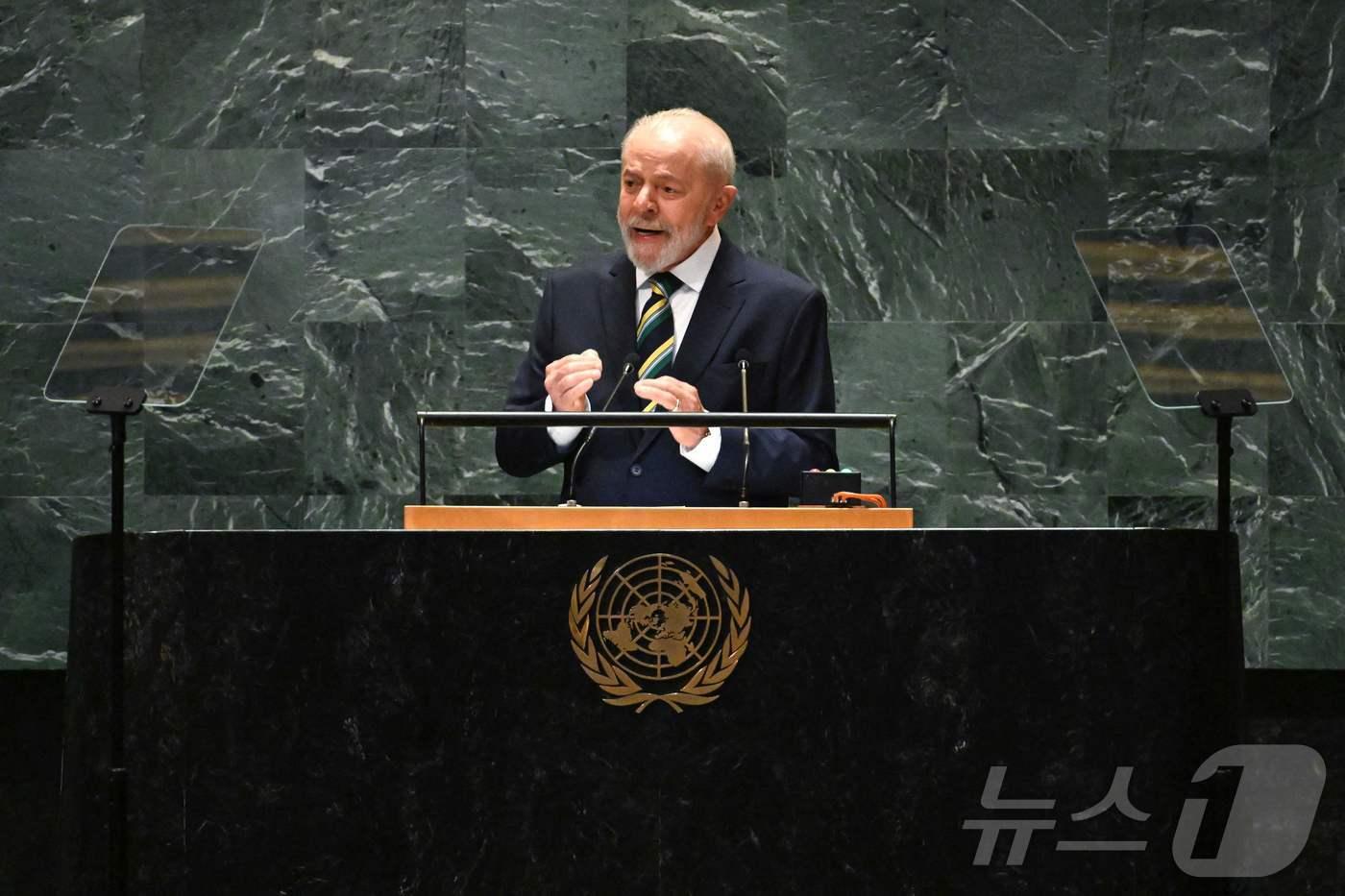 루이스 이나시우 룰라 다 시우바 브라질 대통령이 24일 뉴욕 유엔본부에서 개막한 제 79차 유엔 총회에서 기조 연설을 하고 있다. 2024.09.24 ⓒ AFP=뉴스1 ⓒ News1 김지완기자