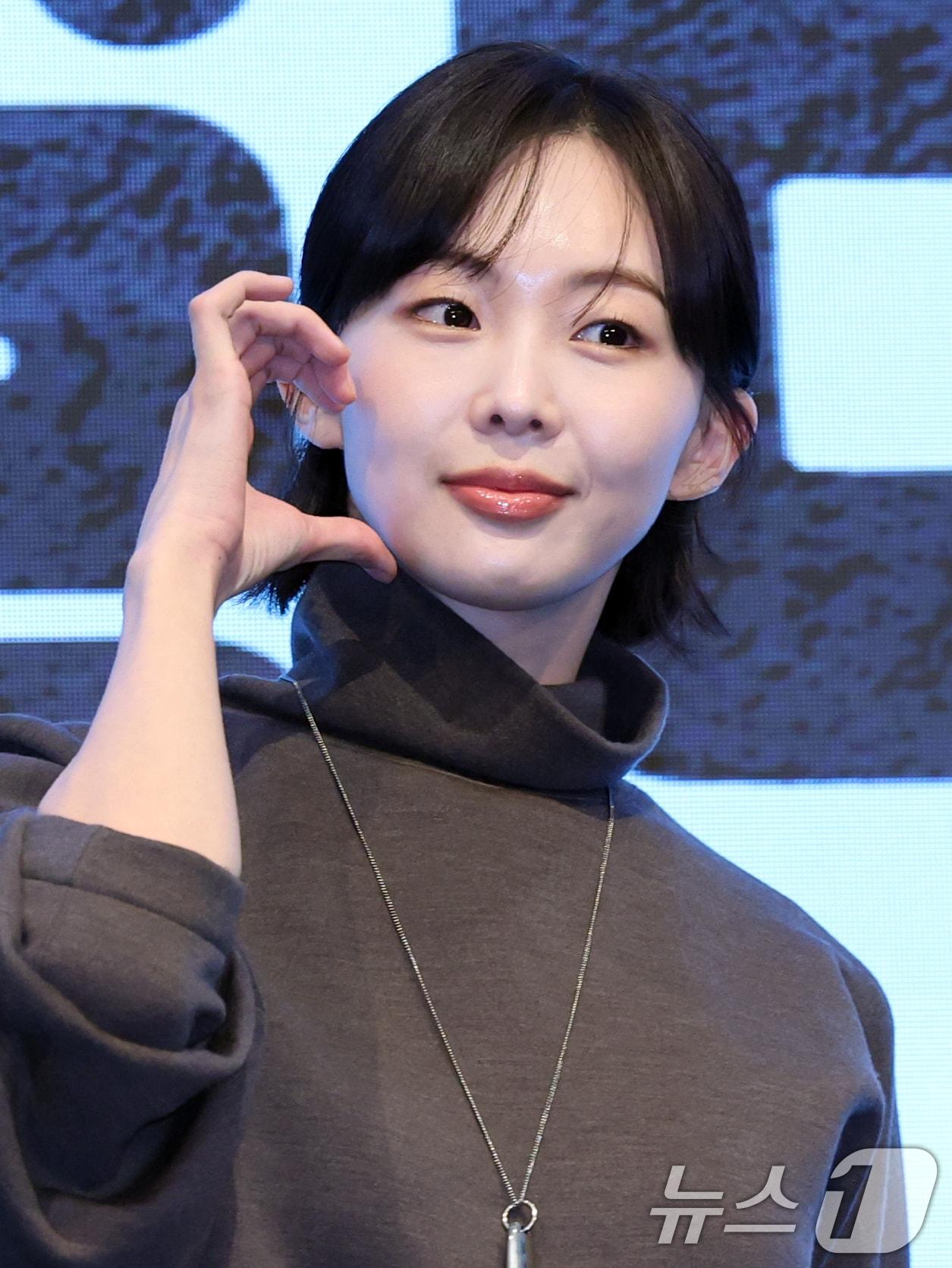 본문 이미지 - 배우 금새록이 25일 오후 서울 구로구 더세인트웨딩에서 열린 KBS2 특별기획 주말드라마 '다리미 패밀리' 제작발표회에서 포즈를 취하고 있다. 2024.9.25/뉴스1 ⓒ News1 황기선 기자