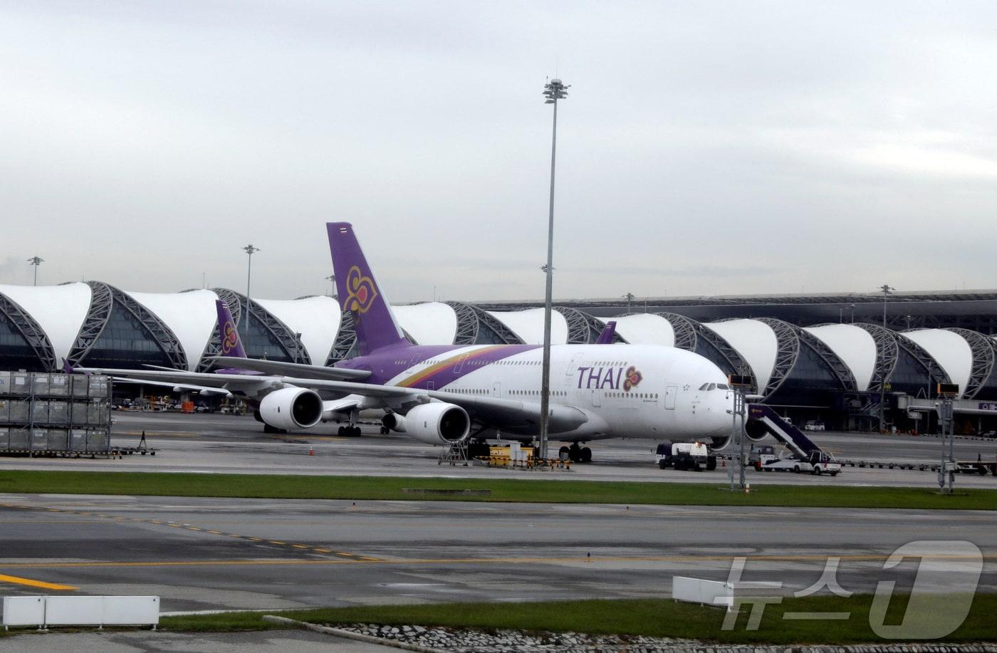 태국 방콕 수완나품 국제공항에서 정류중인 타이항공 항공기. <자료사진> 2019.09.03 ⓒ 로이터=뉴스1 ⓒ News1 김지완 기자