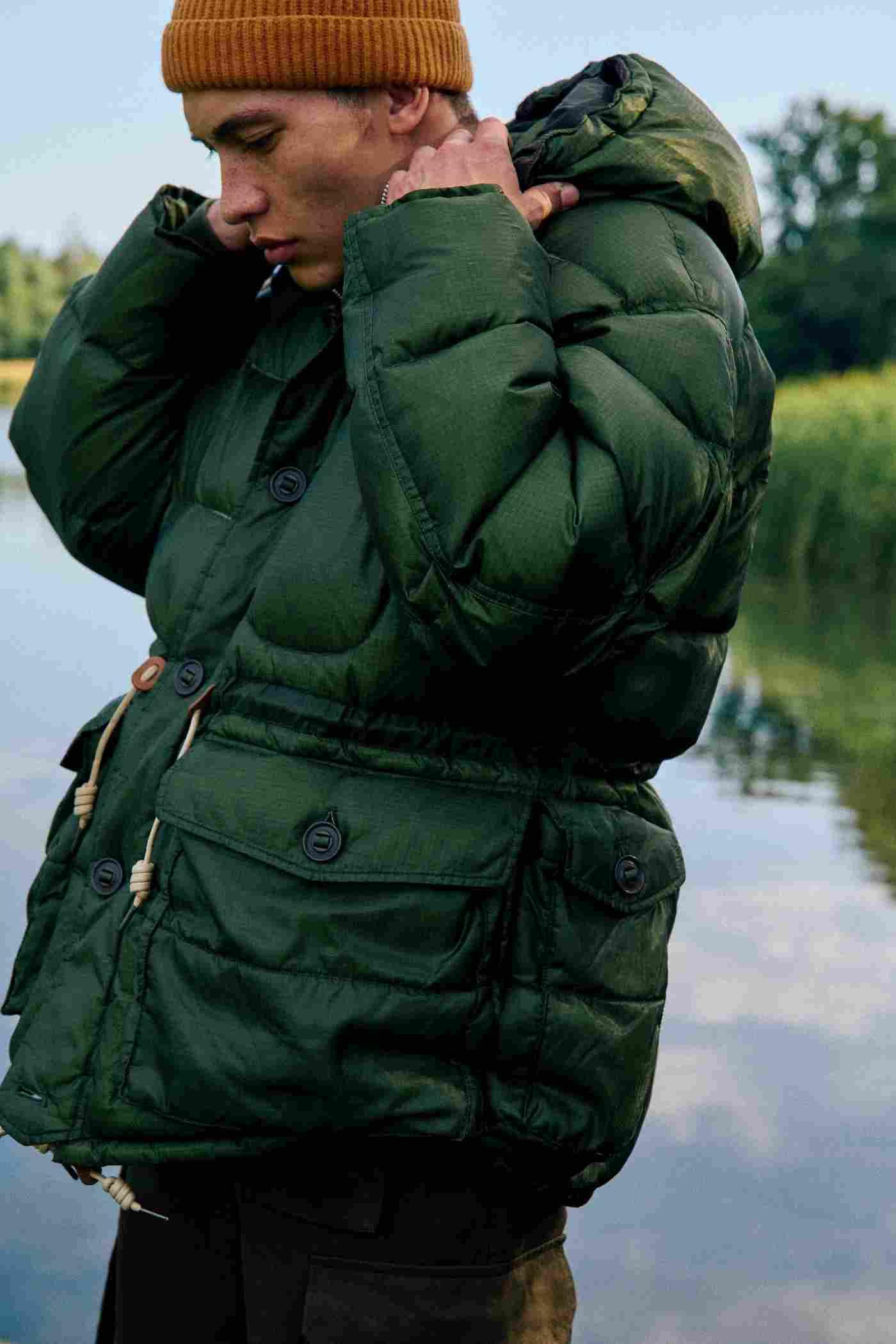 본문 이미지 - 헨리코튼은 24FW 시즌을 맞아 '플라이 피싱 클럽'(Fly Fishing Club, FFC) 라인을 선보이며 밀리터리와 워크웨어 기반 브랜드 스펙테이터와의 협업 상품을 함께 출시했다.(헨리코튼제공)