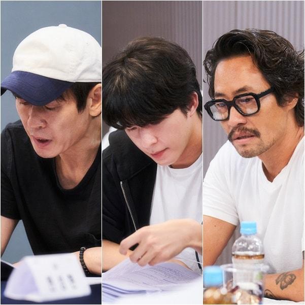 본문 이미지 - 설경구,홍경,류승범/넷플릭스 제공