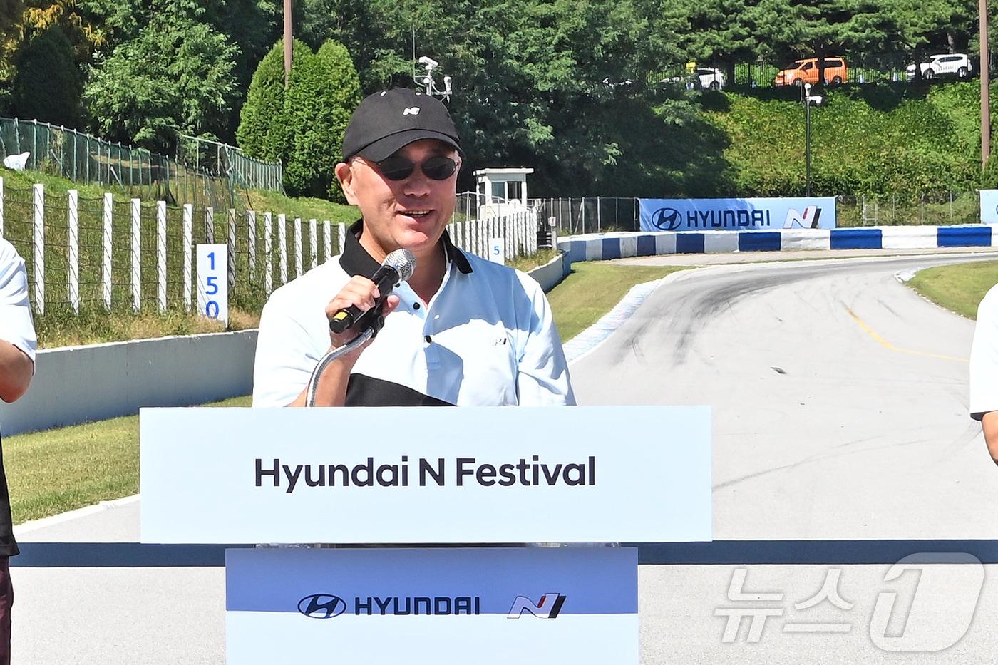 정의선 현대차그룹 회장이 28일 경기 용인 스피드웨이에서 열린 '현대 N 페스티벌' 4라운드 현장을 방문했다.(독자 제공) 